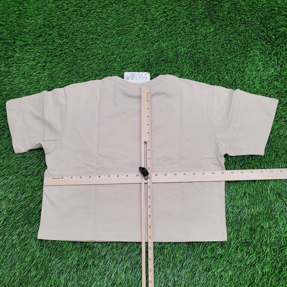 Hello-Kitty Crop-Top Shirt Womens M/L 19x17 Sanrio Spellout Ivory - Picture 3 of 14